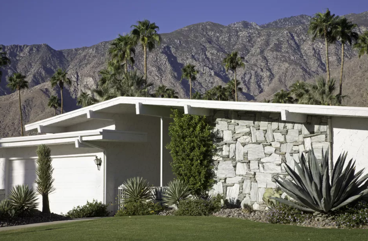 What Is Mid-Century Modern Architecture?