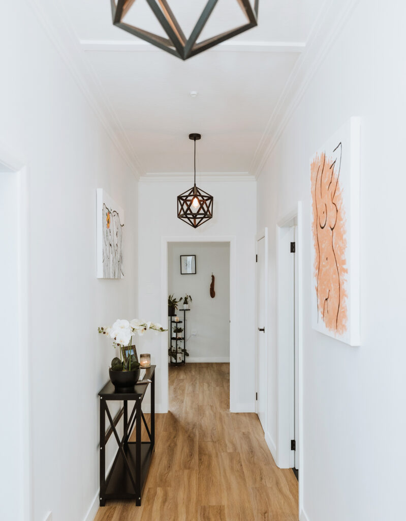 See inside this 1940s art deco house which has been given a new lease of life
