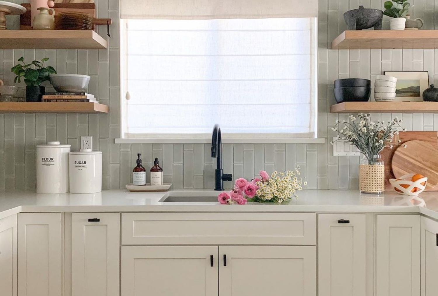 Space-Saving Hacks for Small Kitchens 