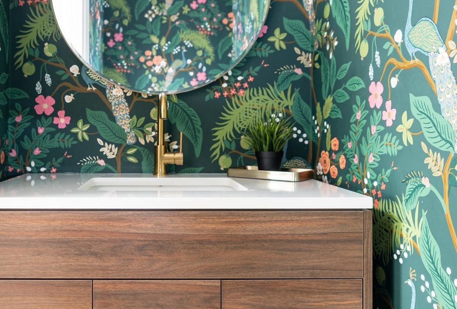 Living Play With a Pop of Color