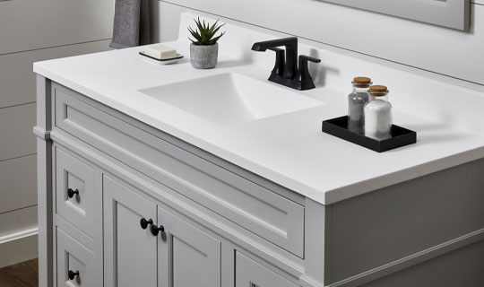 Tips & Tricks for Remodeling a Small Bathroom